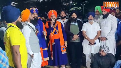 ਆਹ ਗੁਰੂ ਦੇ ਸਿੰਘ ਰੱਖਣਗੇ ਮੋਦੀ ਦੀ ਧੌਣ ਤੇ ਗੋਡਾ, ਹਲੇ ਹੋਰ ਵੀ ਹਵਾਰੇ ਬੈਠੇ ਬਾਹਰ ਨੇ