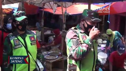 Kowad Keliling Pasar Ingatkan Protokol Kesehatan