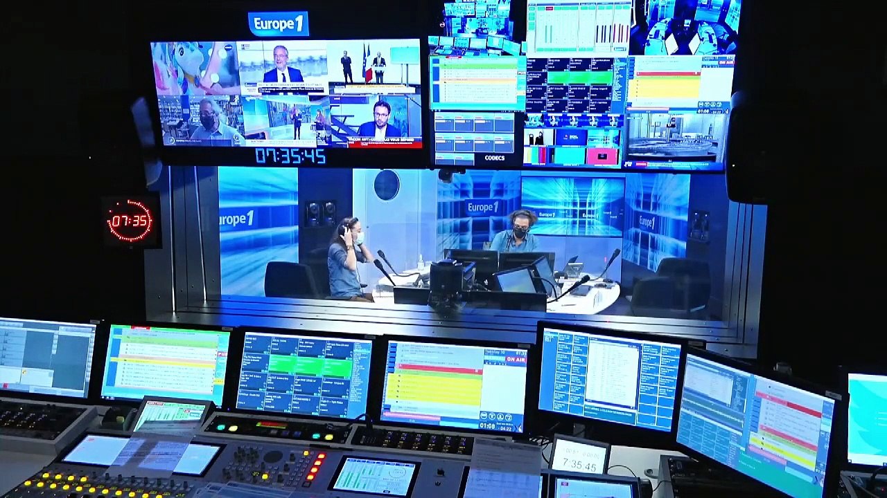 "Rendez-nous la messe !" : 500 catholiques se réunissent devant la cathédrale de Nantes