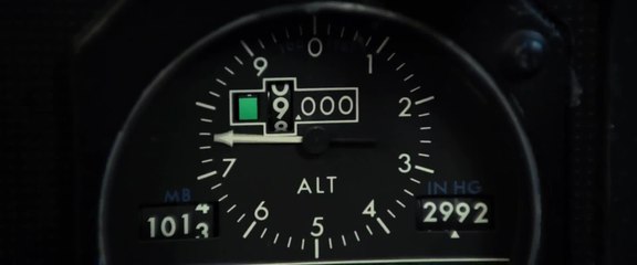 Flight - Clip Uncontrolled Dive (English) HD