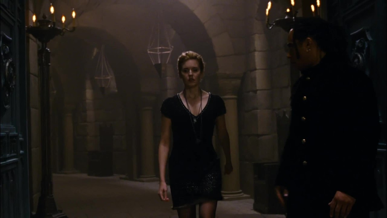 The Twilight Saga  Breaking Dawn - Part 2 - Clip Report a Crime (English) HD