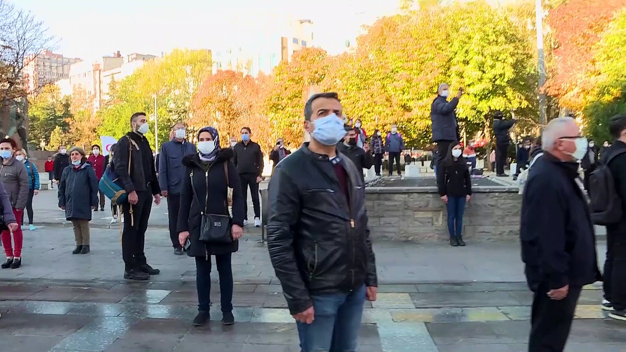 Büyük Önder Atatürk'ü anıyoruz - Kızılay Meydanı - ANKARA