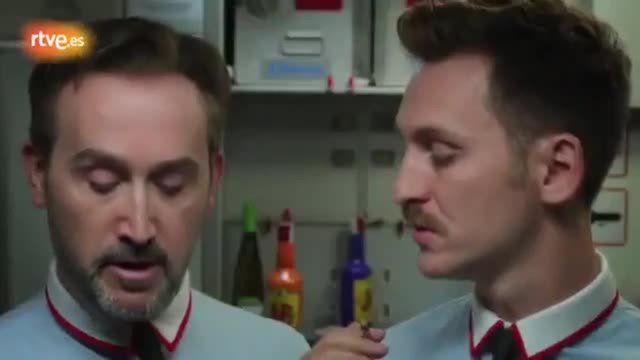 Los amantes pasajeros - Teaser (Spanish)