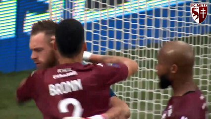 Metz - Dijon, Alexandre Oukidja Grenat du match !