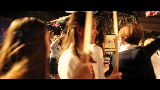 Hanni und Nanni 3 - Clip Ankunft der Austauschklasse (Deutsch) HD