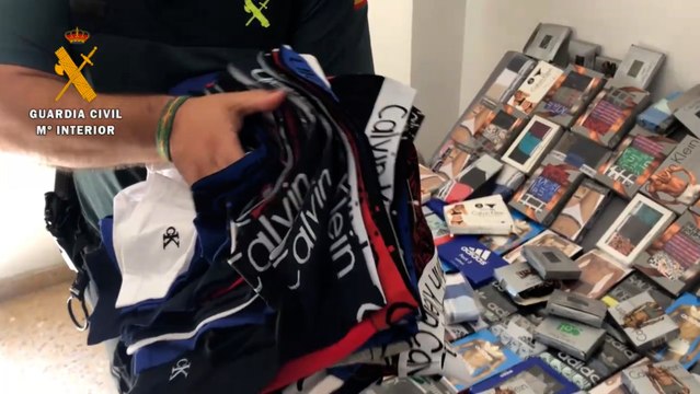 Intervenidas en el mercadillo de Nájera 861 prendas de ropa interior falsificadas