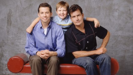 Two and a Half Men - Theme Song Out Couple (Japanese)