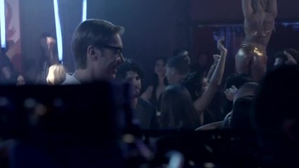 Hello Ladies - S01 Featurette (English) HD