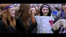 Justin Bieber Believe - Clip 4 (Deutsche Untertitel) HD Fans Sing