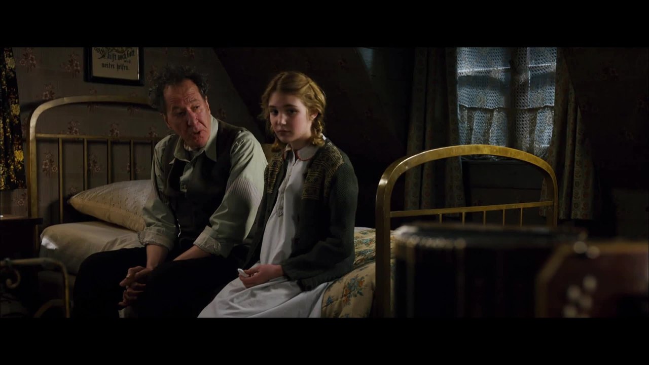 Die BÃ¼cherdiebin - Clip 2 (Deutsch) HD