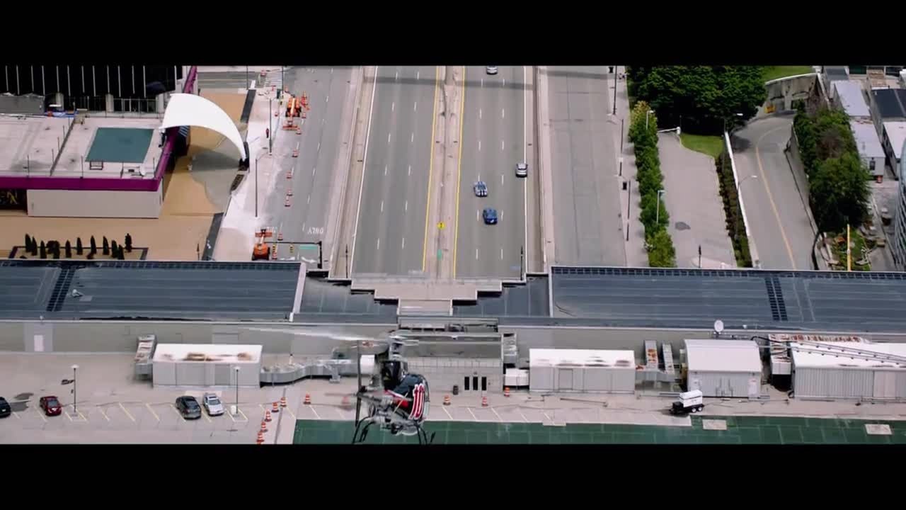 Need for Speed - Featurette Police Chase (Engli...
