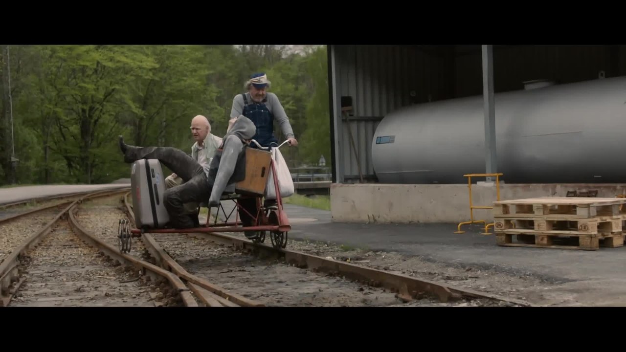 Der HundertjÃ¤hrige - Clip 3 (Deutsch) HD