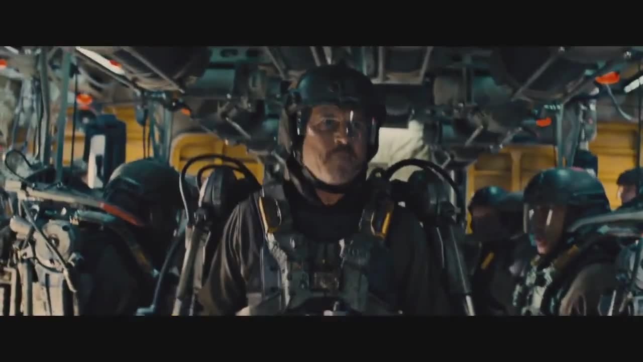 Edge of Tomorrow - Clip Drop or Die (English) HD