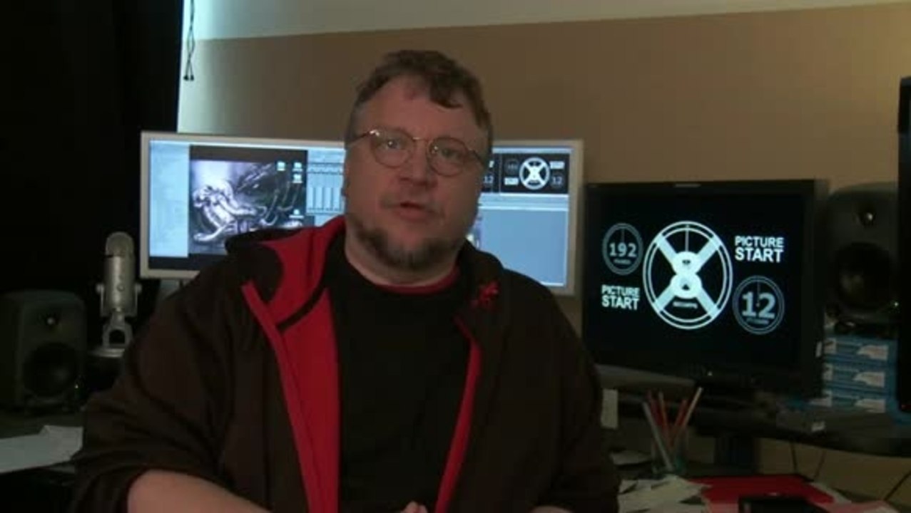 Pacific Rim 2 - Guillermo del Toro Special Message (English) HD