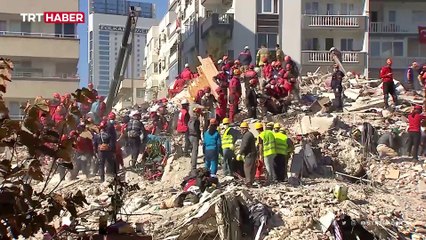 İzmir'de yıkılan binalarda bilirkişi raporu sorumluları ortaya çıkaracak