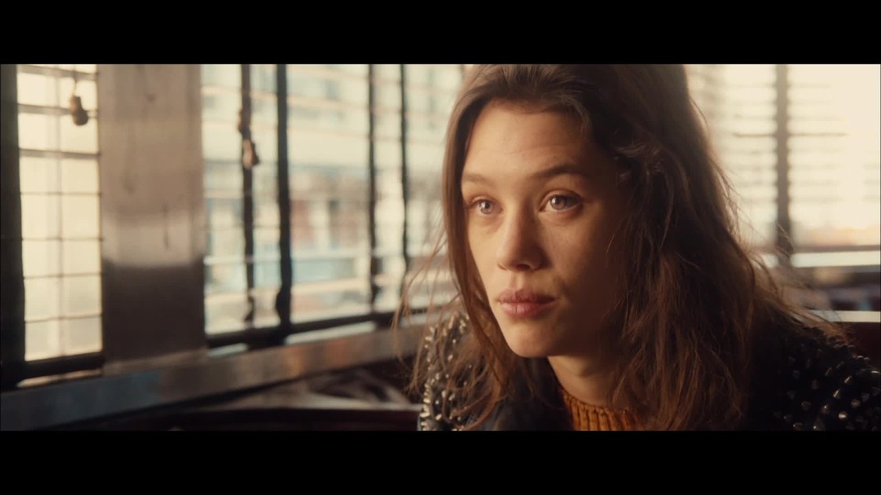 I Origins - Clip 1 Wissenschaftler (Deutsch) HD
