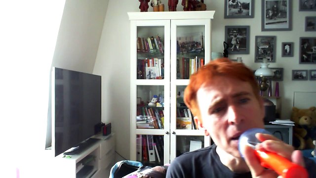 Wiwi égratigne in the morning (morning of my life)