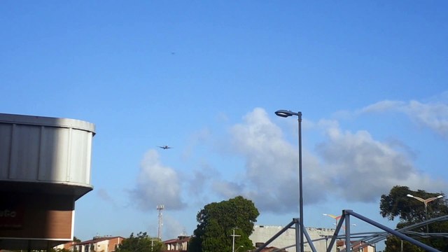 [SBFZ Spotting]Boeing 737-800 PR-GUI na aproximação final antes de pousar em Fortaleza vindo do Recife