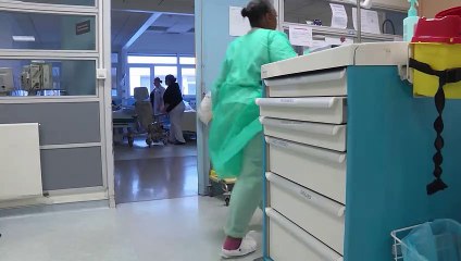 Vrai ou Fake : la suppression des lits depuis 1990 dans les hôpitaux inquiète les professionnels de santé