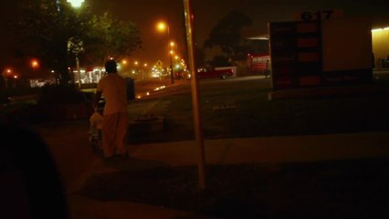 Food Chains - Clip Early Morning (English) HD