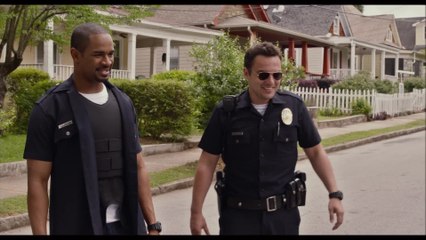 Let's be Cops - Clip Ist Das Nicht Total Illegal (Deutsch) HD