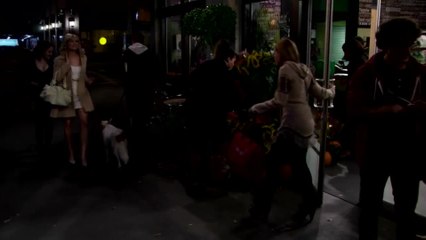2 Broke Girls - S04 E02 Clip 3 (English) HD