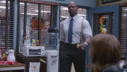 Brooklyn Nine-Nine - S02 E04 Clip (English) HD