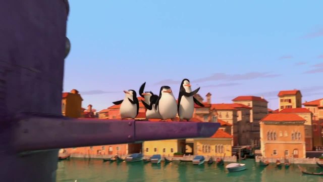 Penguins of Madagascar - Clip Something Chase-y (English) HD