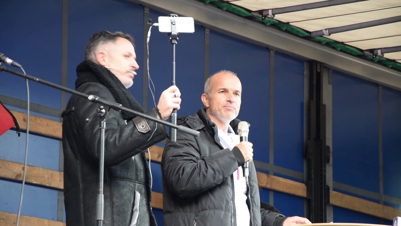 Daniel Stricker & Roger Bittel - Demo Messeplatz #Basel - 10 - 7.11.2020