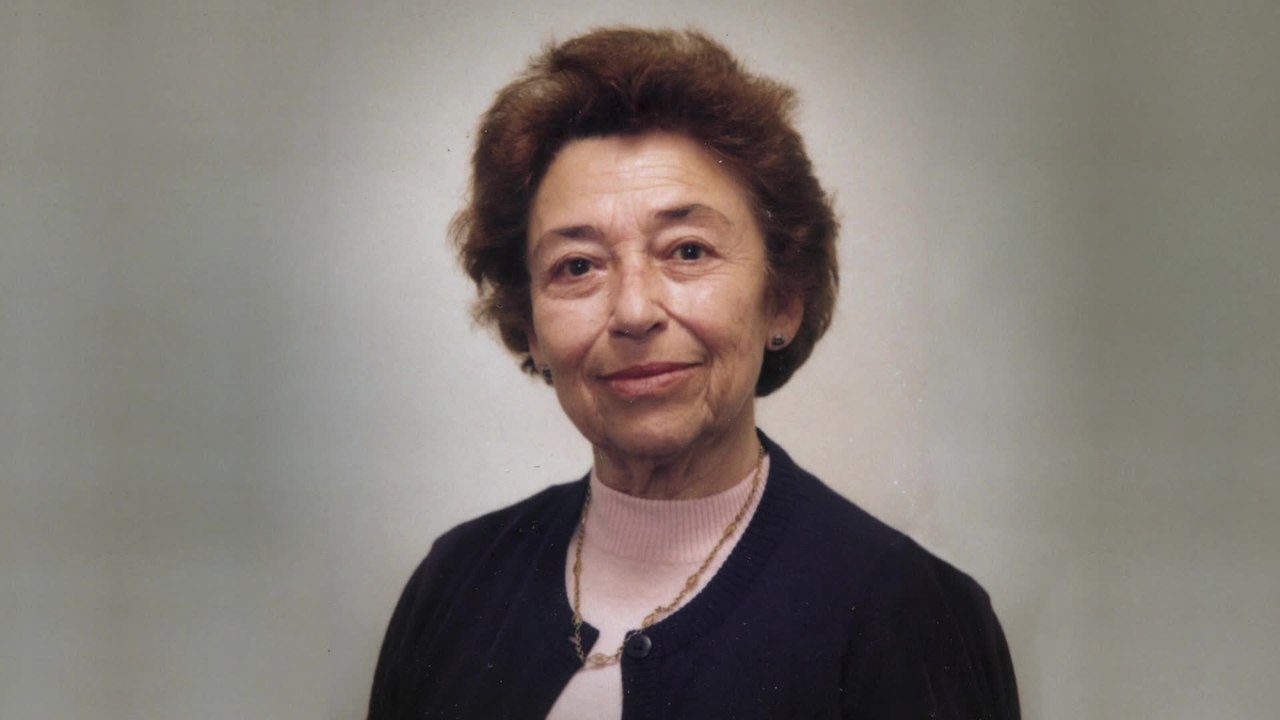 Titos Brille - Clip Adrianas Mutter Theresa (Deutsch) HD