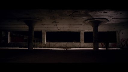 It Follows - Clip 1 (English) HD