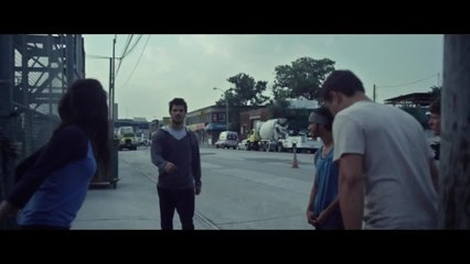 Tracers - Clip Try and Keep Up (English) HD