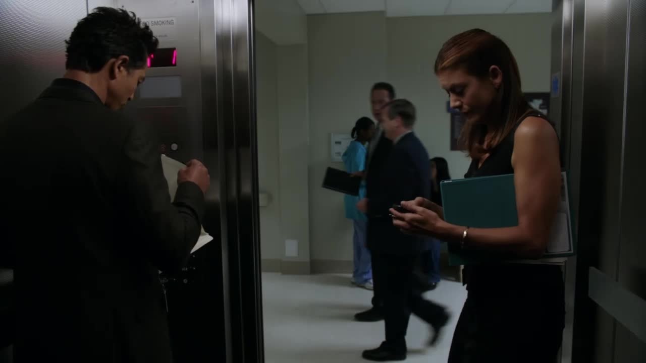 Private Practice - Clip (English)