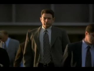 Unter falschem Namen - Trailer (English)