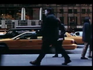 Untermieter aus dem Jenseits - Trailer (English)