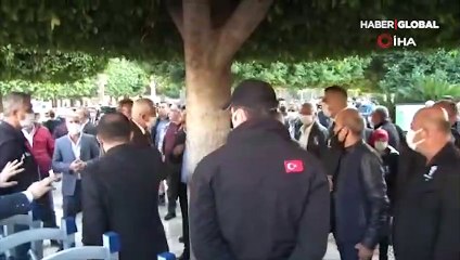 CHP'lilerin tören alanına alınmaması gerginlik yarattı