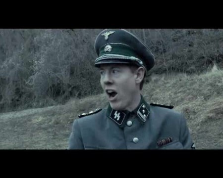 Ein Mensch kommt in die Welt
