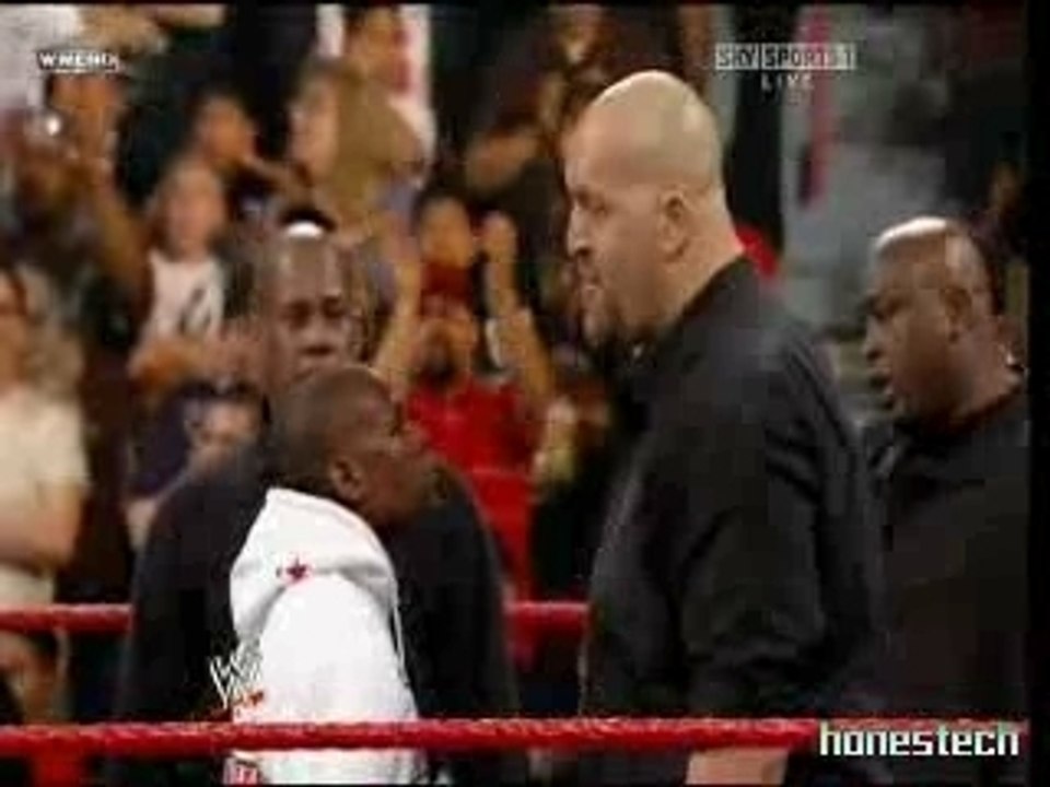 Baston No Way Out 2008 Big Show vs Mayweather