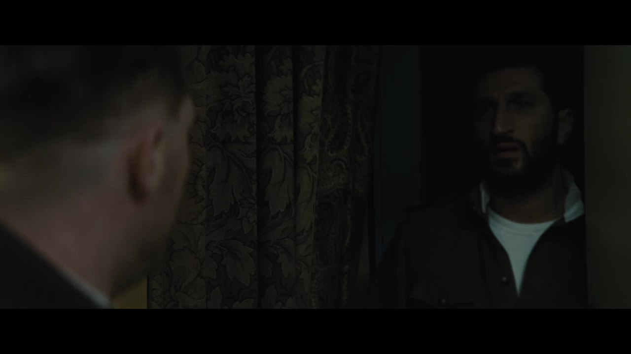 Kind 44 - Clip 01 Leo bei der Familie des Kindes (Deutsch) HD