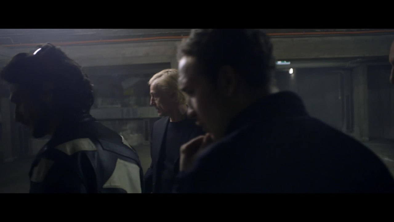 Victoria - Clip BankÃ¼berfall (Deutsch) HD