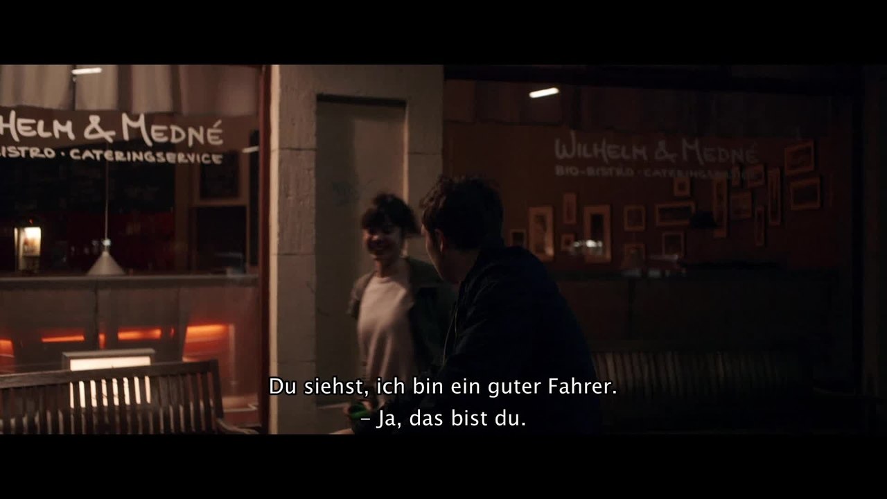 Victoria - Clip Cacao Guy (Deutsch) HD