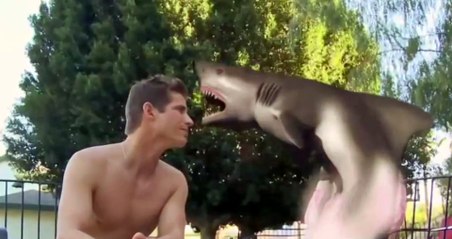 90210 Shark Attack in Beverly Hills - Trailer (English)