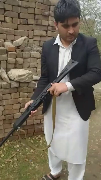 Mustafa kamal afrdi checking gun | gun checking video | new advance gun checking