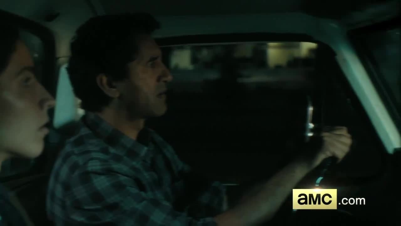 Fear the Walking Dead - S01 E03 Clip The Dog (English) HD