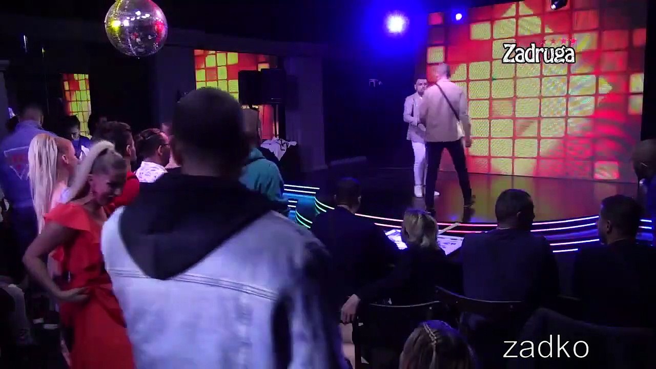 Mišel je pobednik Fejsbuk glasanja  Instagram Glasanja  i u  Natjecanju sa Sandrom Resic u SMS  Glasanja