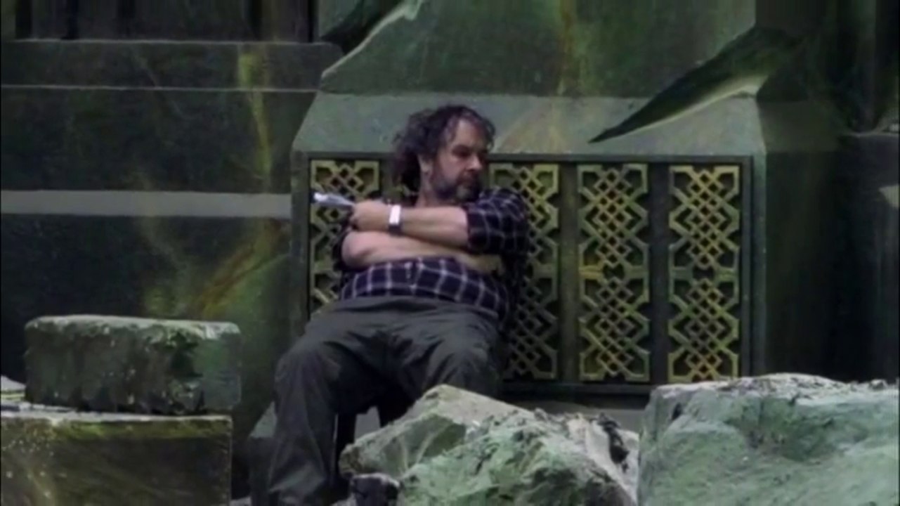 The Hobbit The Battle of Five Armies- Featurette The Problem with The Battle of Five Armies (English) HD