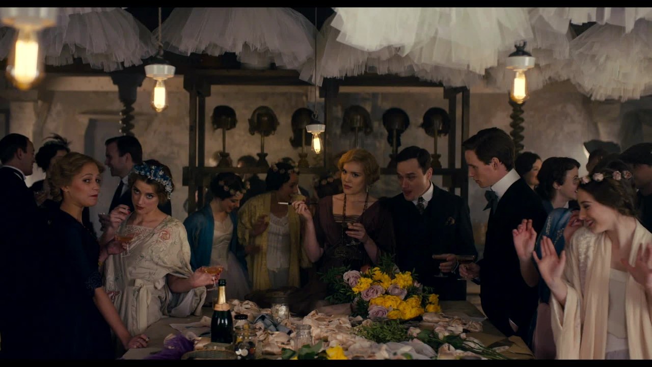The Danish Girl - Clip KostÃ¼mparty (Deutsch) HD