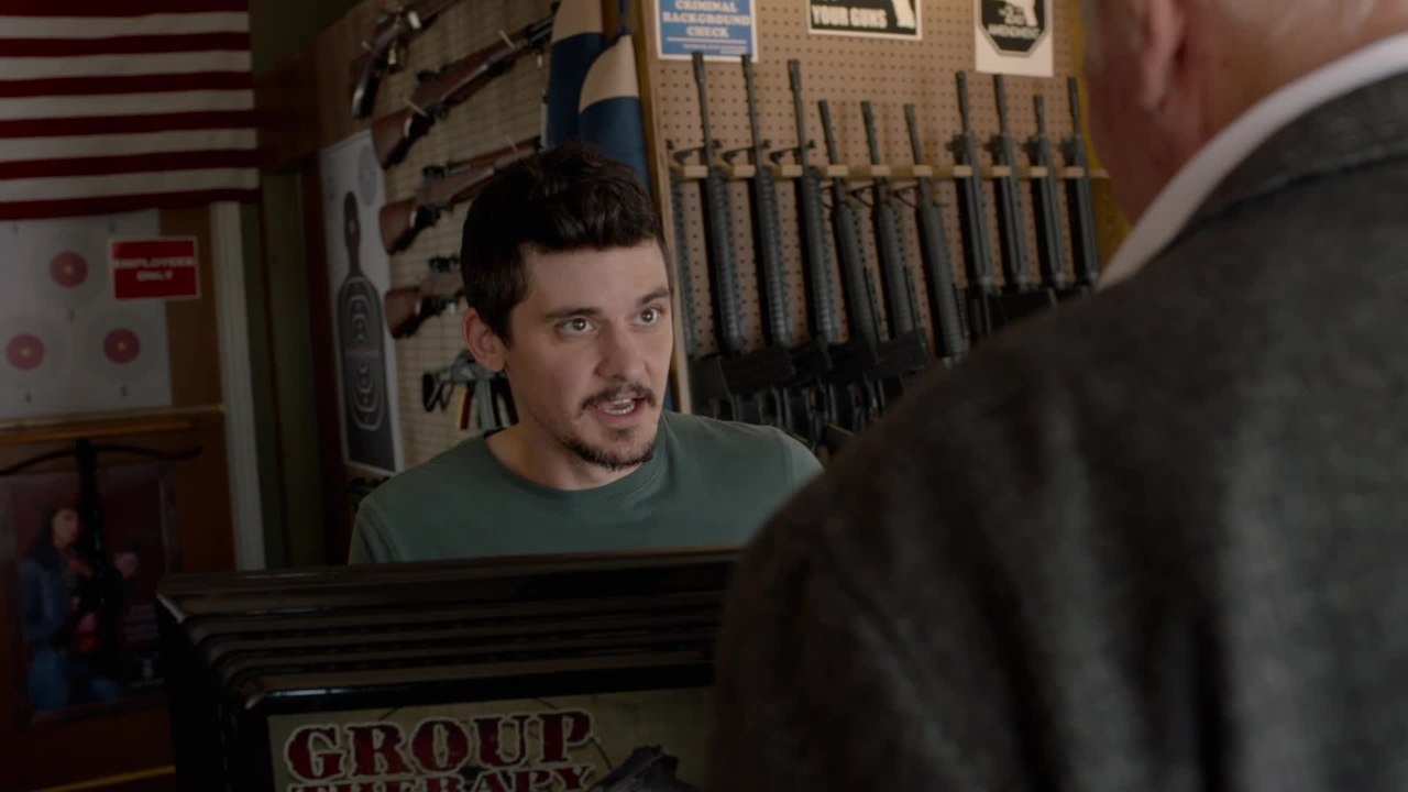 Remember - Clip Im Waffengeschaeft (Deutsch) HD