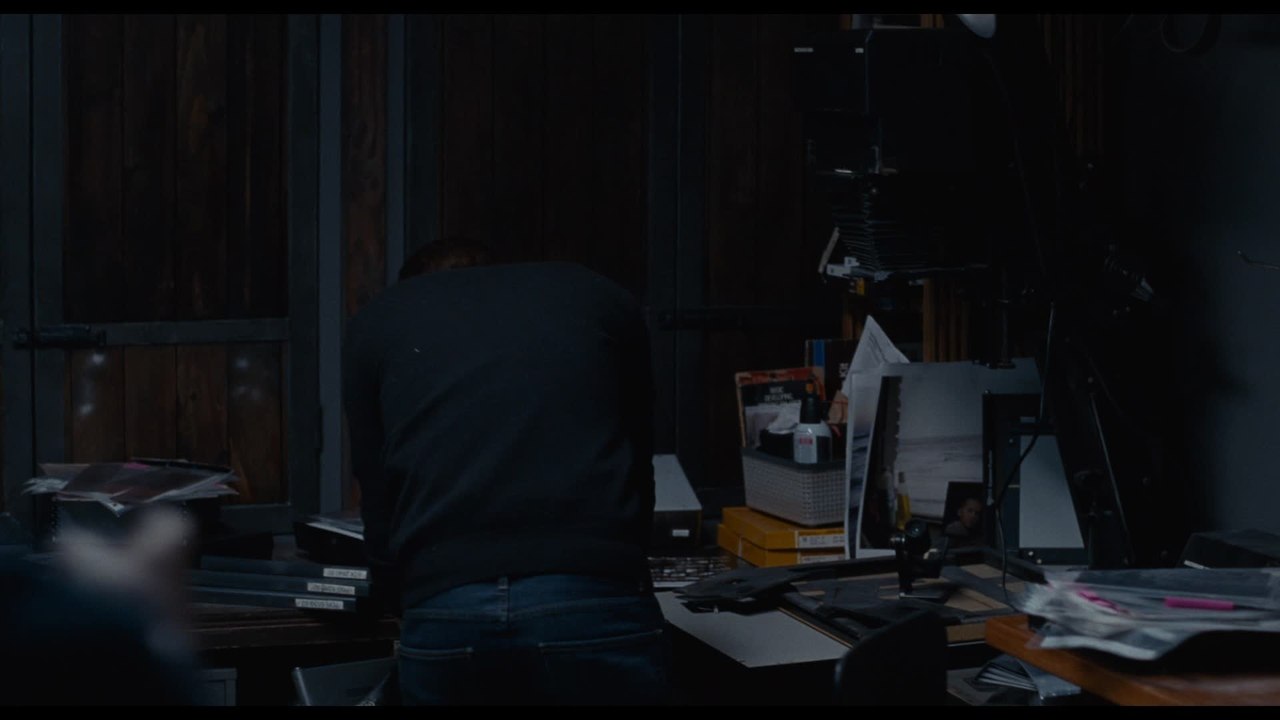 Louder than Bombs - Clip In der Dunkelkammer (Deutsch) HD