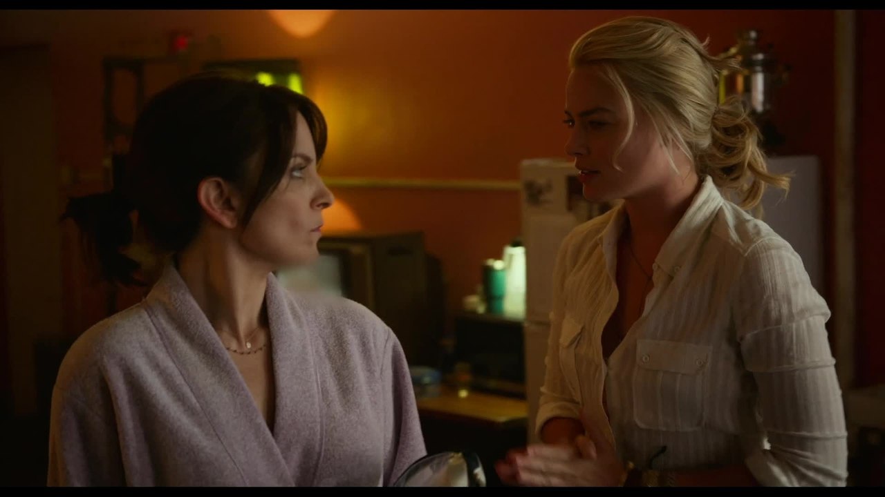 Whiskey Tango Foxtrot - Clip Hier bist du eine 10 (Deutsch) HD